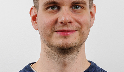 An interview with Jaka Vodeb for ARS: “One possible end of the universe can now be simulated with quantum computers”